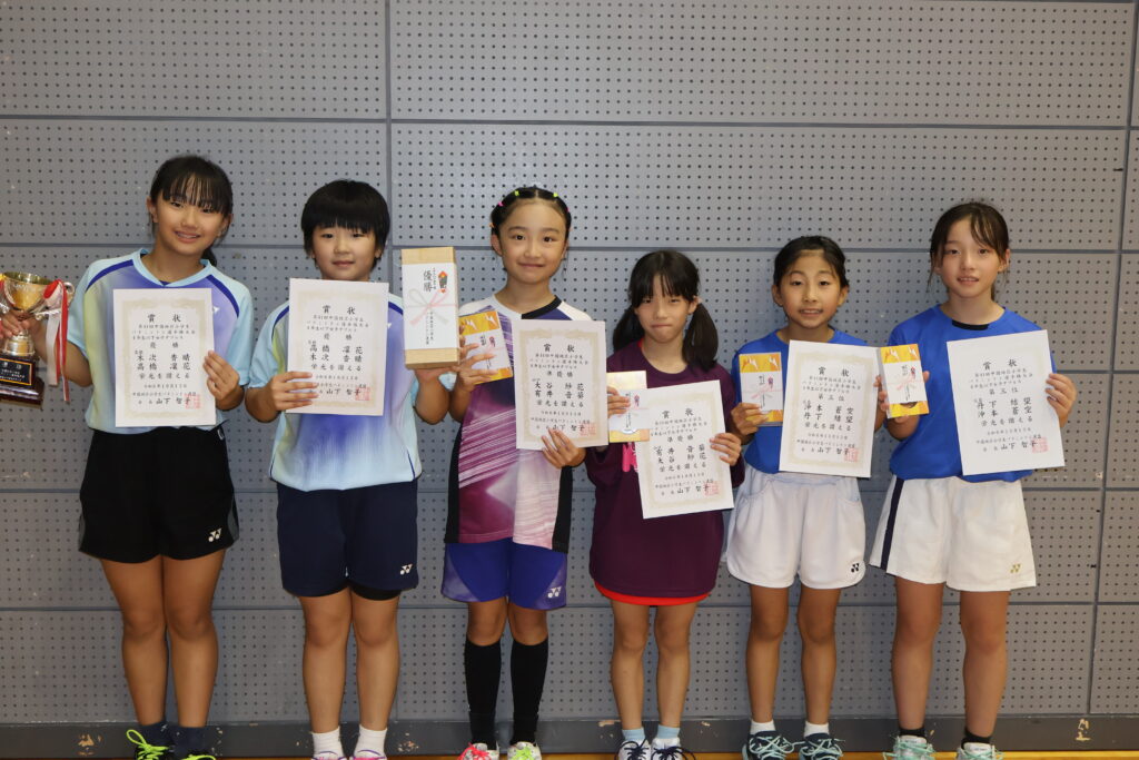 4年女子ダブルス 表彰式