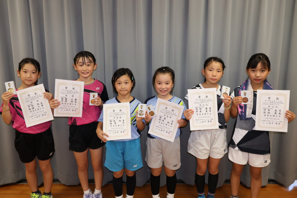 4年女子ダブルス 表彰式